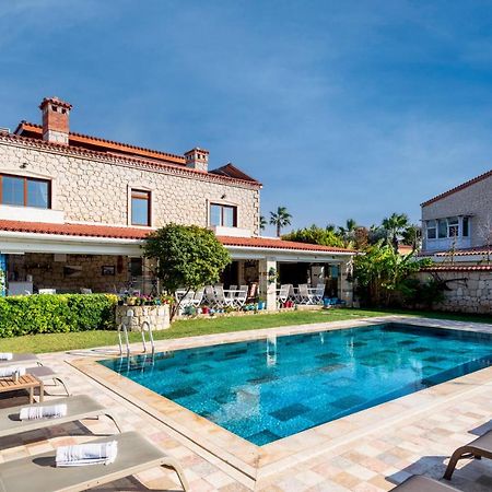 Alacati Koclu Konagi Hotel Екстериор снимка