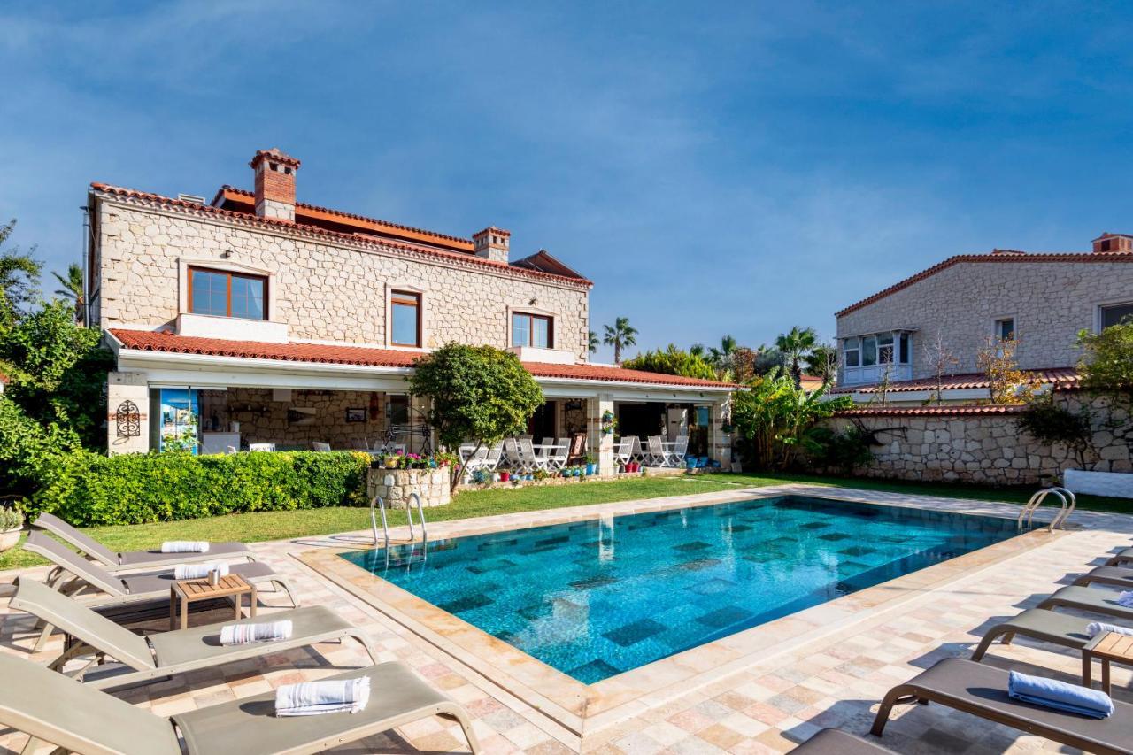 Alacati Koclu Konagi Hotel Екстериор снимка