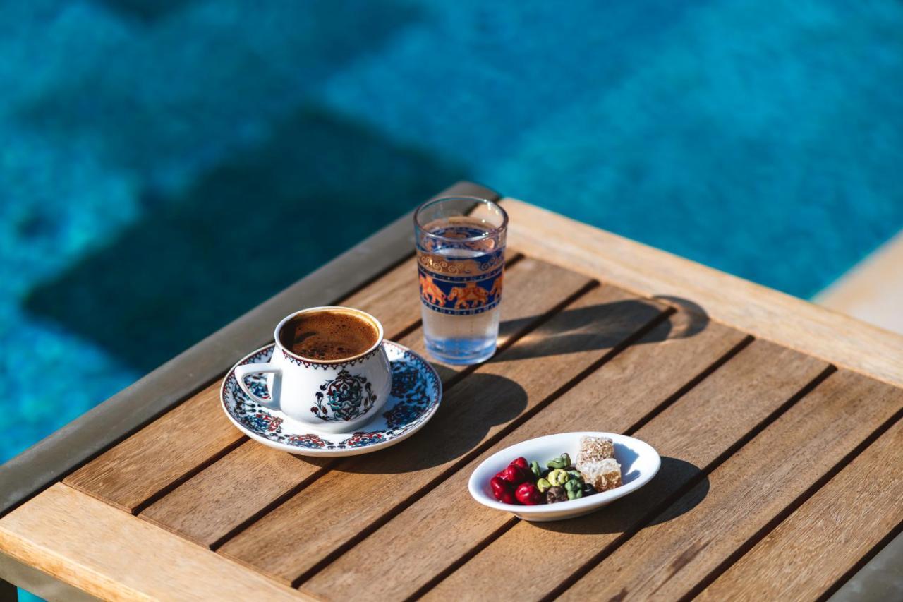 Alacati Koclu Konagi Hotel Екстериор снимка