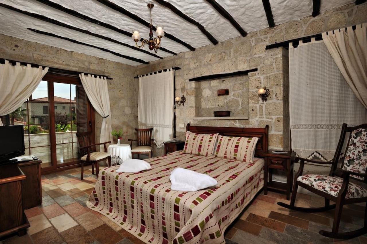 Alacati Koclu Konagi Hotel Екстериор снимка