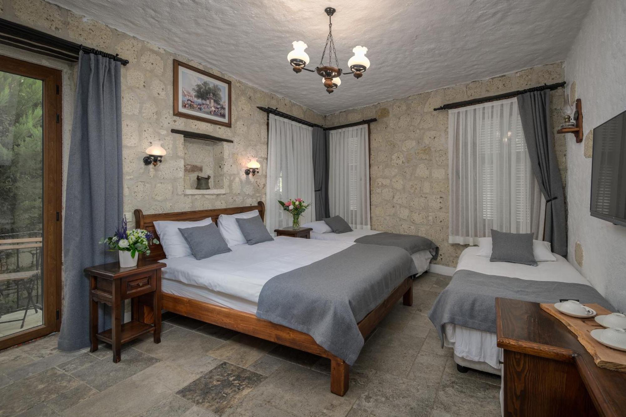 Alacati Koclu Konagi Hotel Екстериор снимка